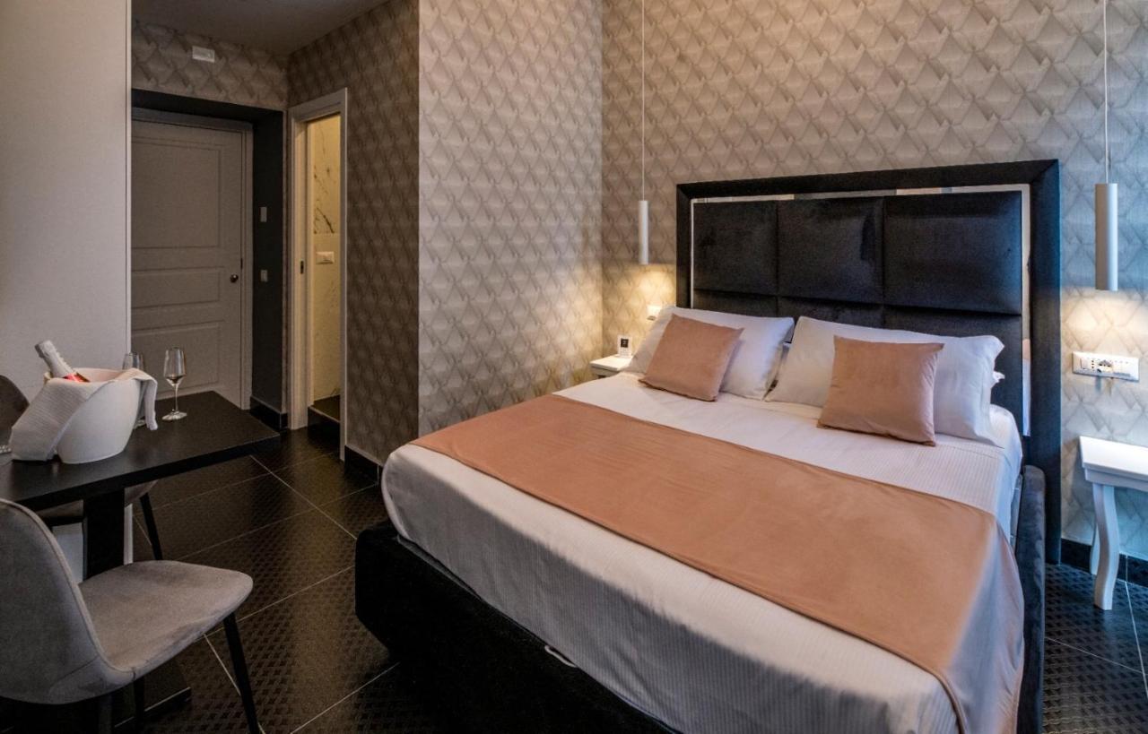 Luna Luxury Bed And Breakfast Napoli Ngoại thất bức ảnh